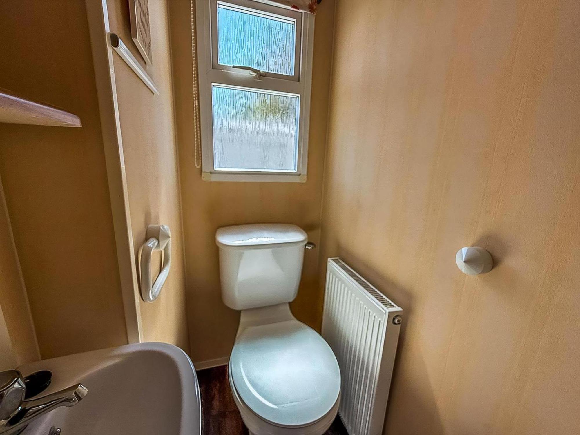 Superb Caravan By The Seaside In Kessingland, Suffolk Ref 90040Sg Benacre Esterno foto