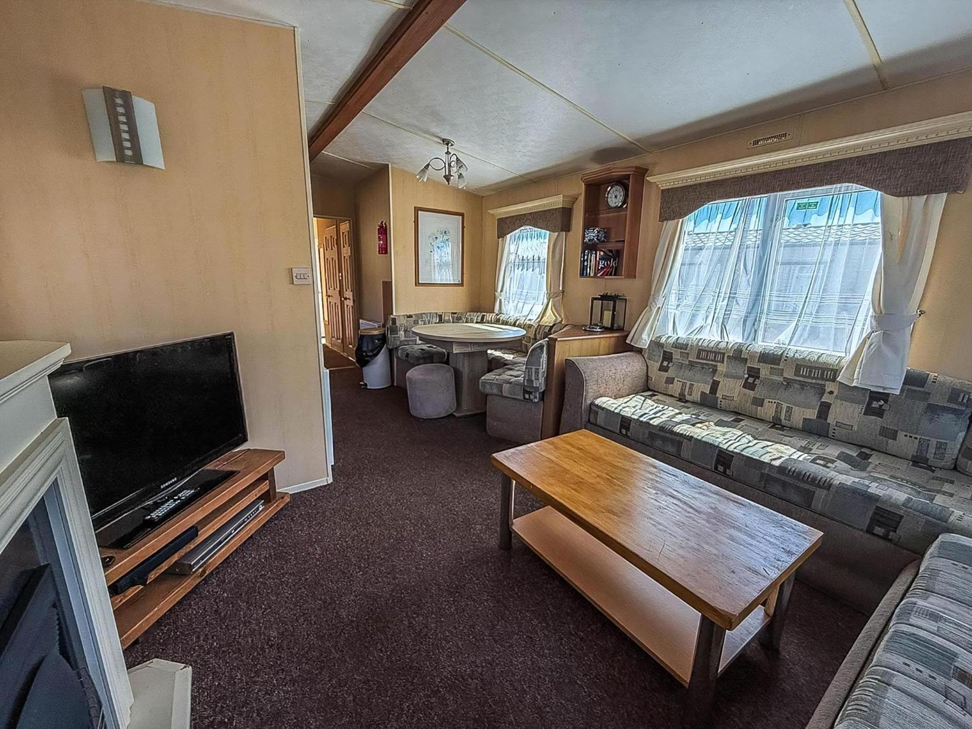 Superb Caravan By The Seaside In Kessingland, Suffolk Ref 90040Sg Benacre Esterno foto